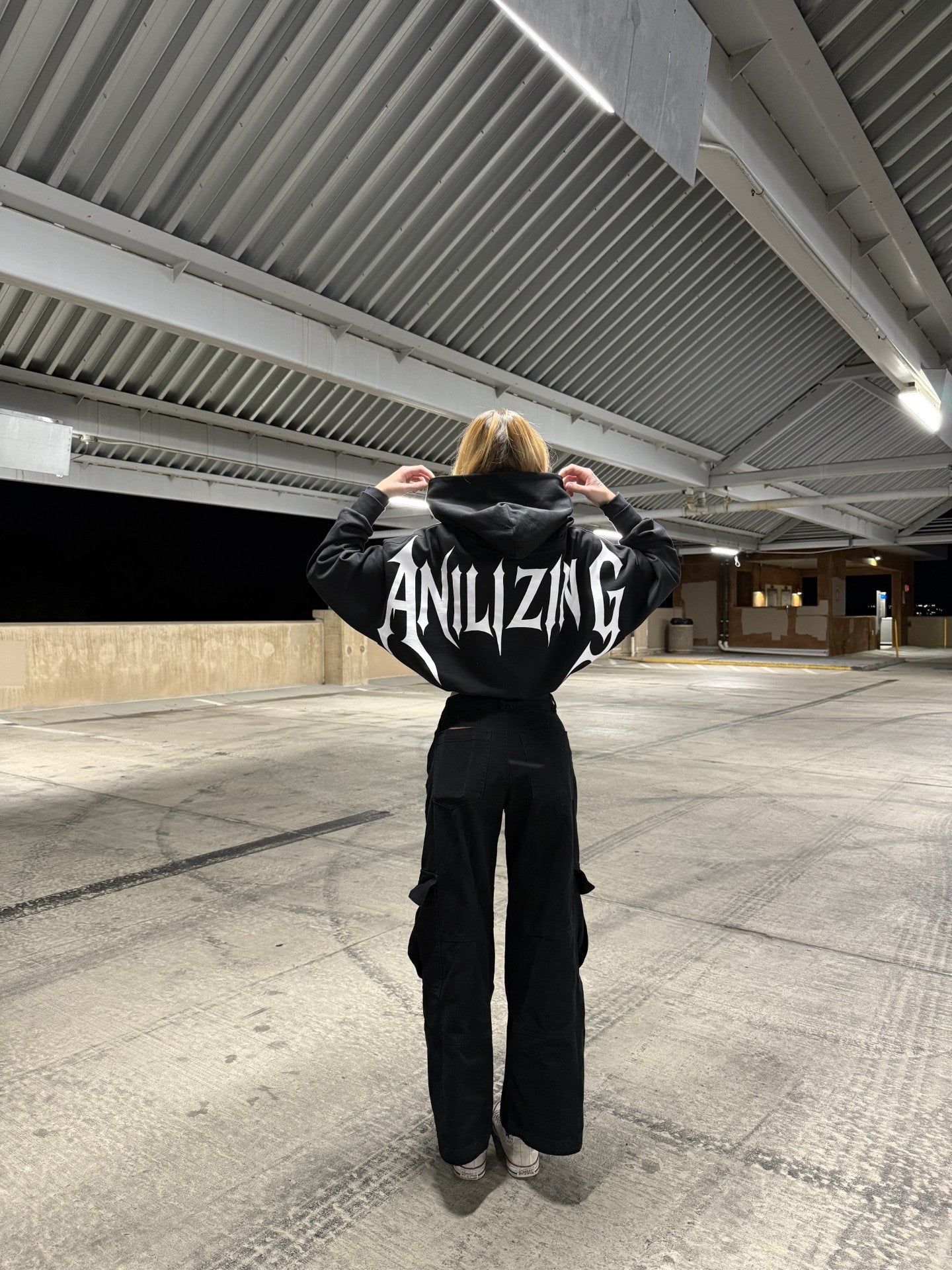 OVER SIZED HOODIE